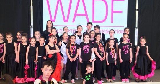 Clubul de dans Let's dance junior din Targu Jiu a cucerit 3 locuri I si 6 locuri II la Timișoara