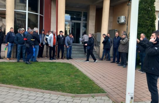 „Loto-Pensii” la CE Oltenia: Arbitrariul administrativ care suspendă legea și blochează viitorul a 1.400 de familii